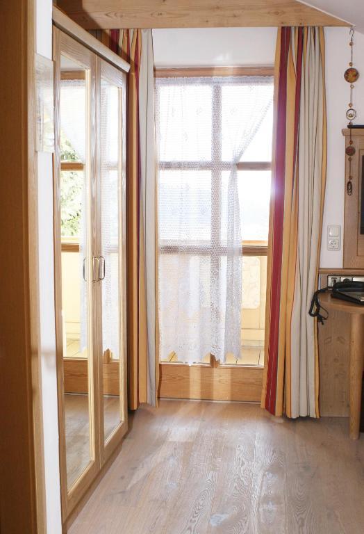 Haus Vierjahreszeiten ボーデンマイス 部屋 写真